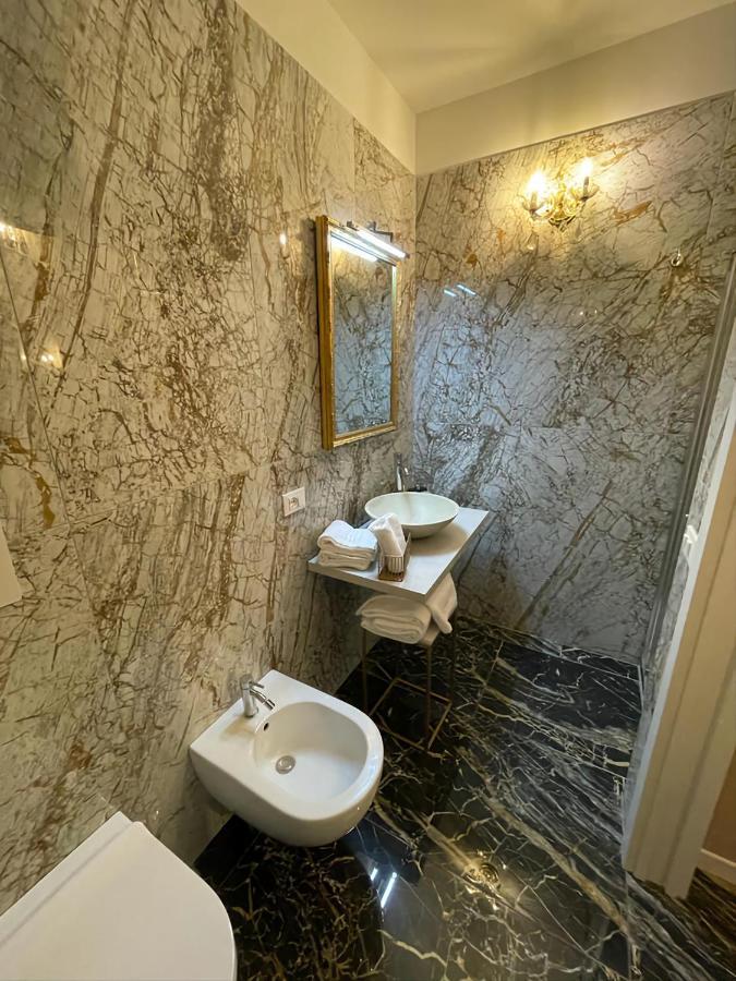 Prestige Suite Via Romagnoli Sirmione Exterior photo